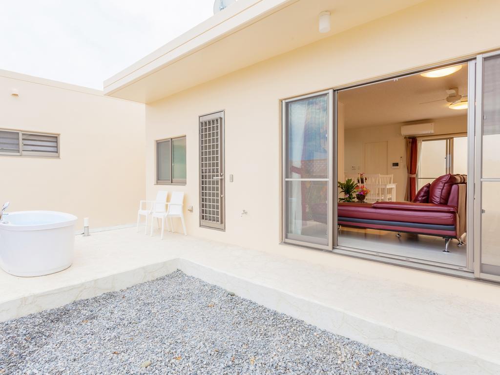 Kariyushi Condominium Resort Nago Rb Villa Накидзин Экстерьер фото